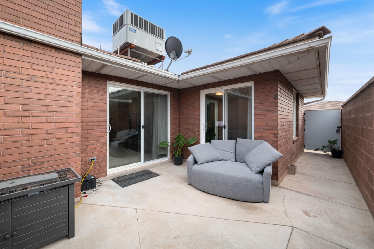 970 E 700  S #12 St George, UT 84790 home for sale, MLS#25-267240 - Erika Rogers Photo 22