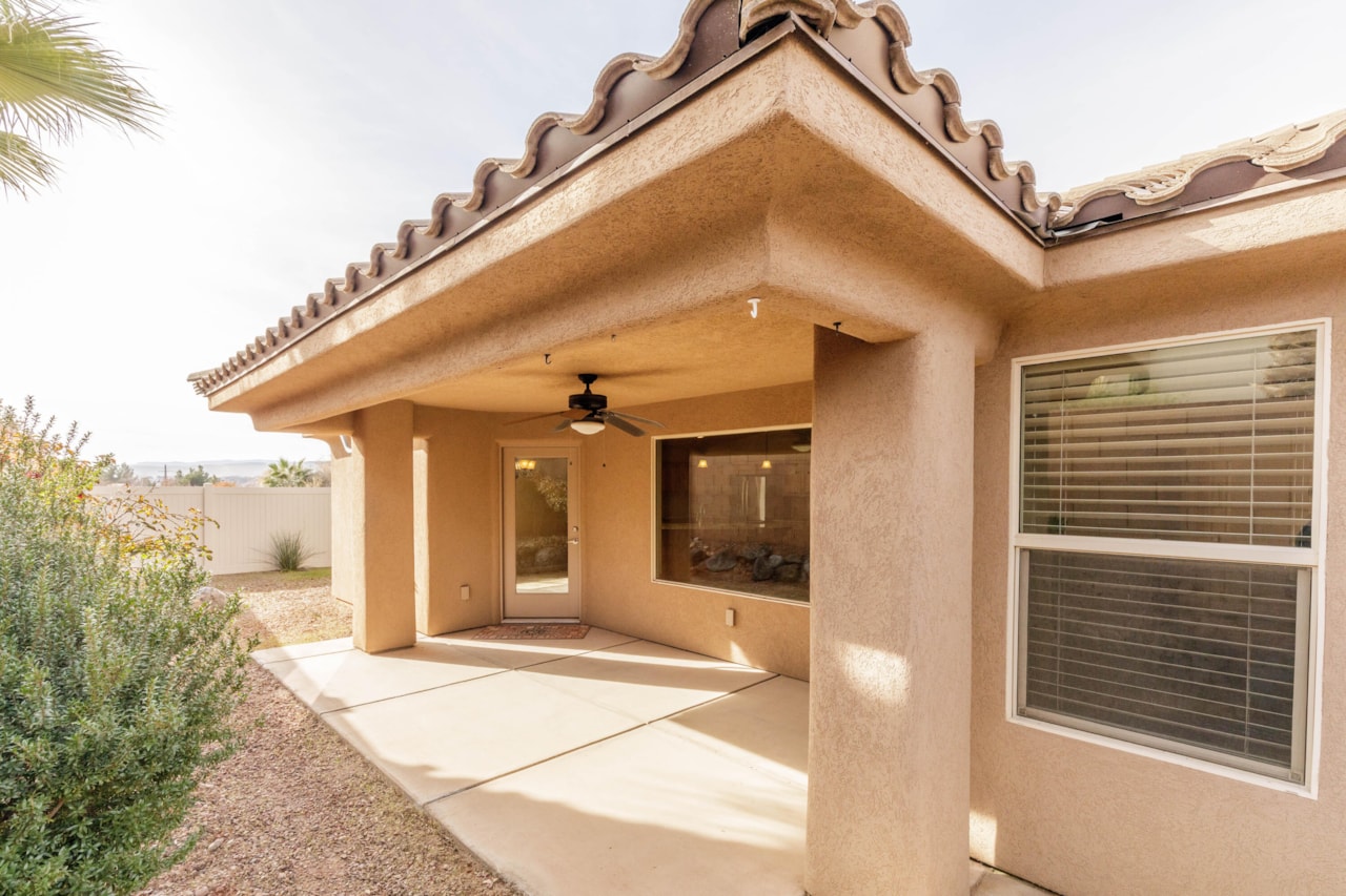 380 N 1660 CIR W St George, UT 84770 home for sale, MLS#25-267612 - Erika Rogers Photo 29