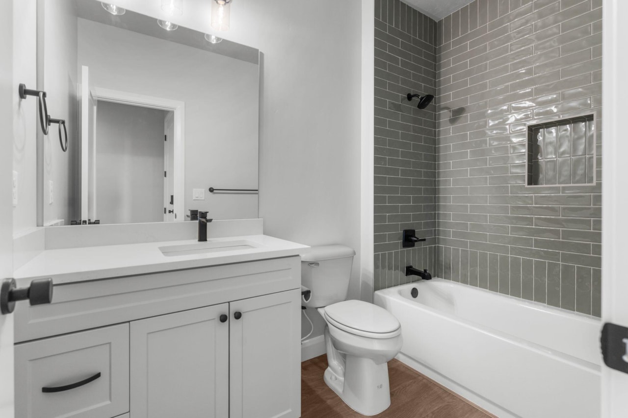 1089 E Coyote Crest DR Washington, UT 84780 home for sale, MLS#25-262473 - Erika Rogers Photo 16