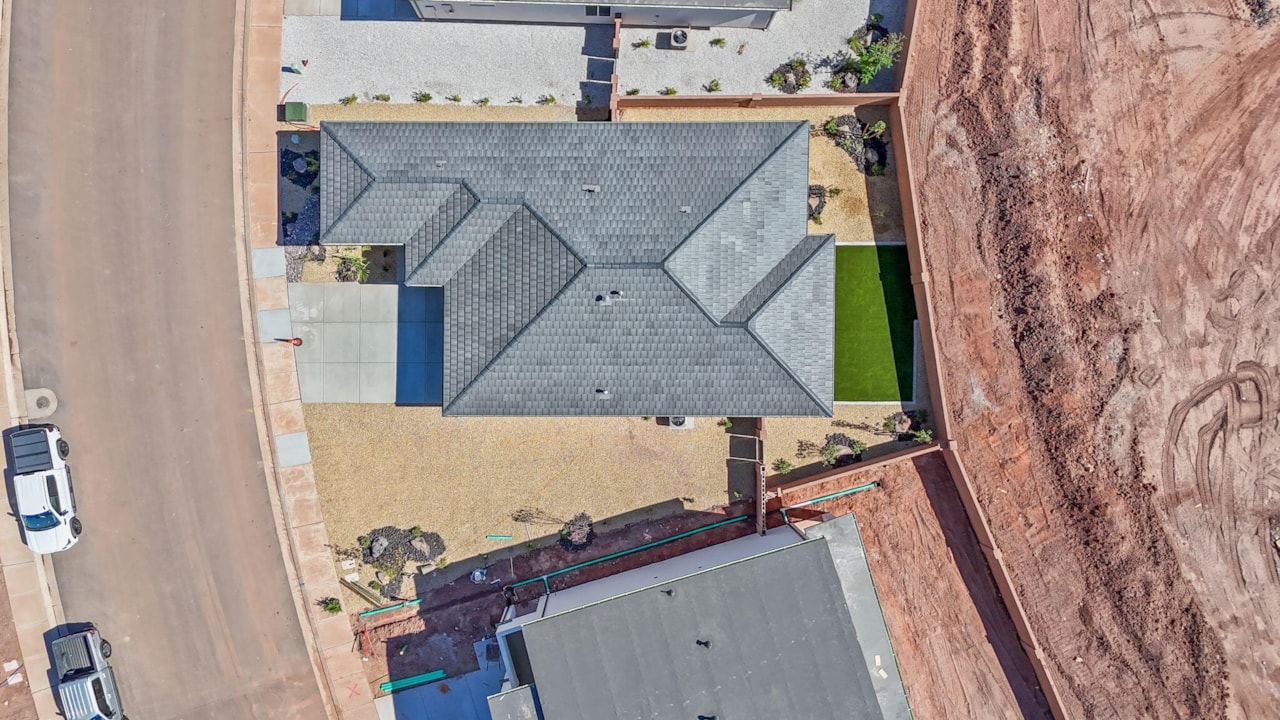 1026 E Coyote Crest DR Washington, UT 84780 home for sale, MLS#25-265687 - Erika Rogers Photo 33