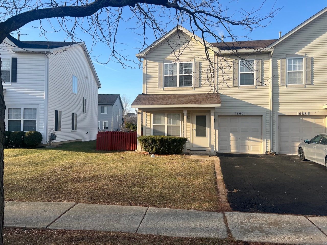 690 Zachary Dr Romeoville, IL 60446 | MLS 12533045