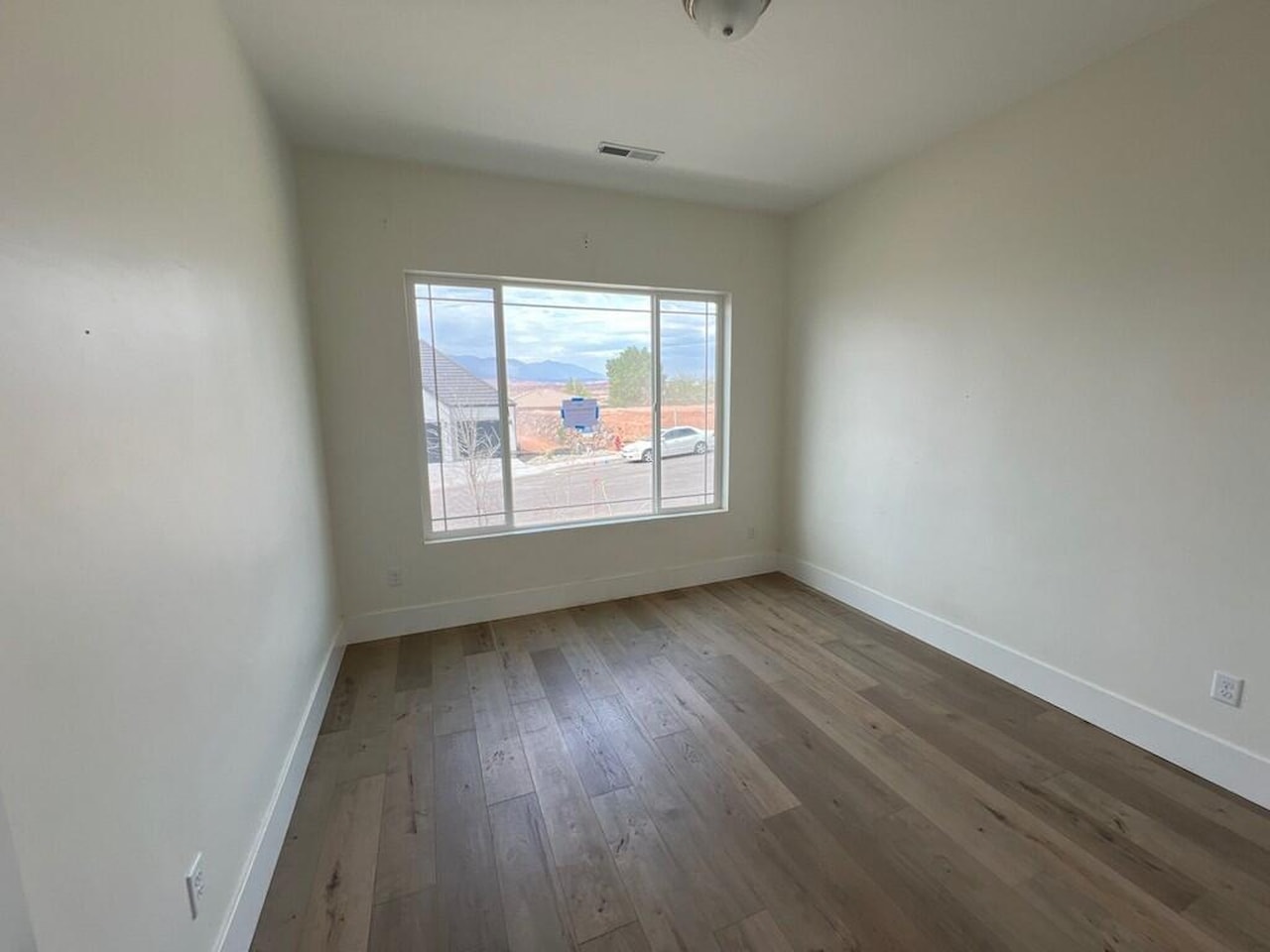 1592 E Black Brush DR Washington, UT 84780 home for sale, MLS#25-262197 - Erika Rogers Photo 65