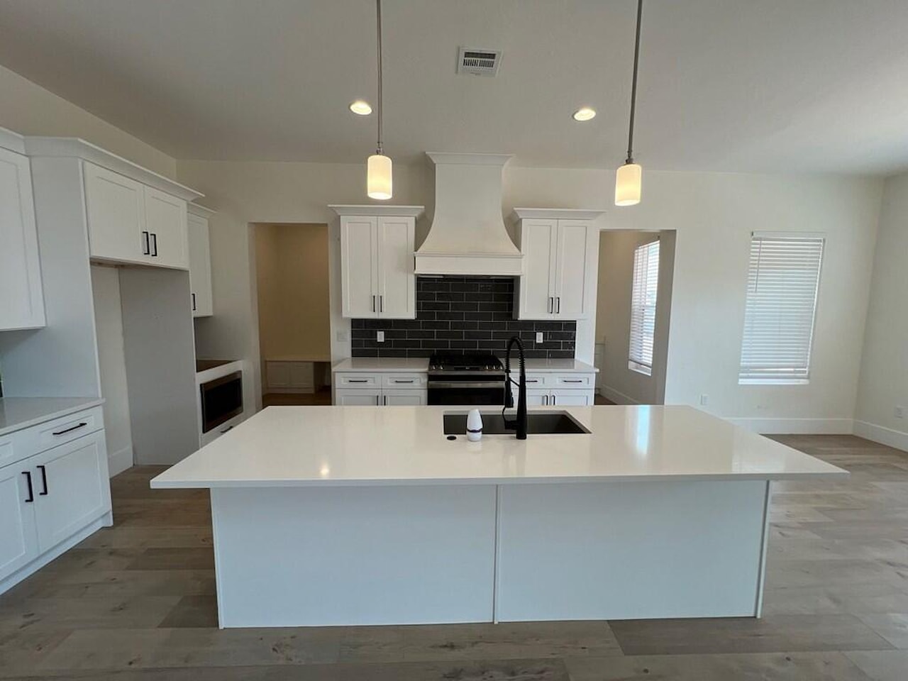 1592 E Black Brush DR Washington, UT 84780 home for sale, MLS#25-262197 - Erika Rogers Photo 179