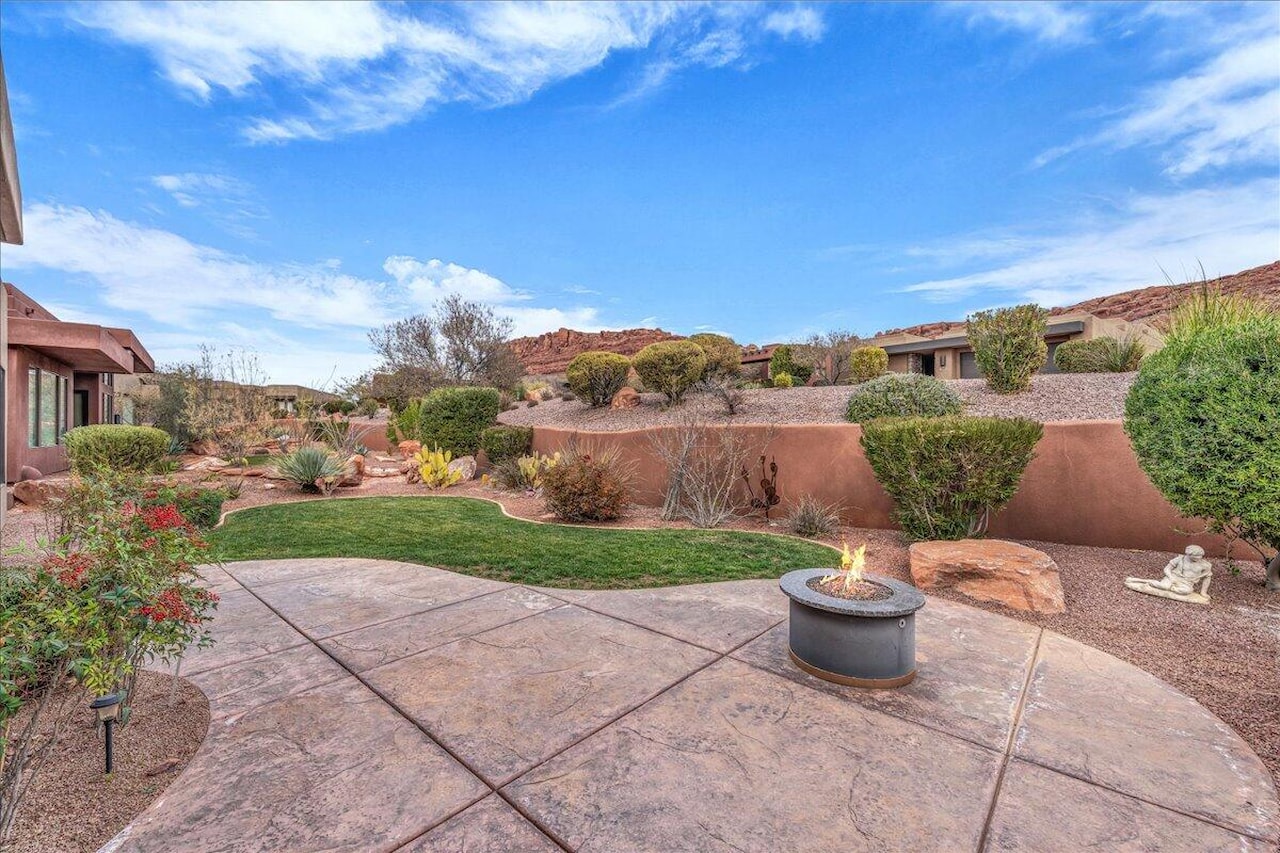 2139 W Cougar Rock #195 St George, UT 84770 home for sale, MLS#25-267621 - Erika Rogers Photo 24