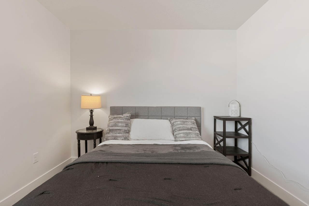 6181 S White Bee CIR St George, UT 84790 home for sale, MLS#25-267172 - Erika Rogers Photo 44