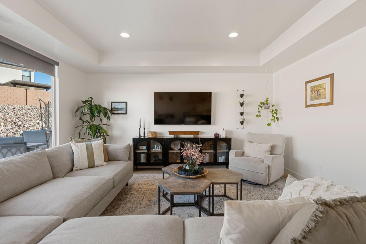 6181 S White Bee CIR St George, UT 84790 home for sale, MLS#25-267172 - Erika Rogers Photo 48