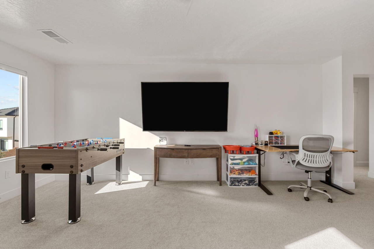 6181 S White Bee CIR St George, UT 84790 home for sale, MLS#25-267172 - Erika Rogers Photo 51