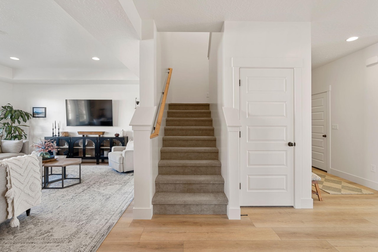 6181 S White Bee CIR St George, UT 84790 home for sale, MLS#25-267172 - Erika Rogers Photo 54