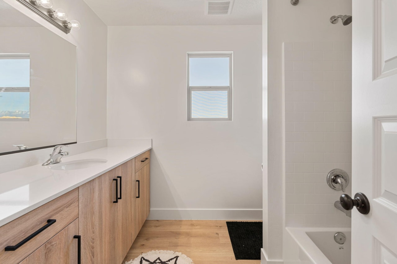 6181 S White Bee CIR St George, UT 84790 home for sale, MLS#25-267172 - Erika Rogers Photo 57