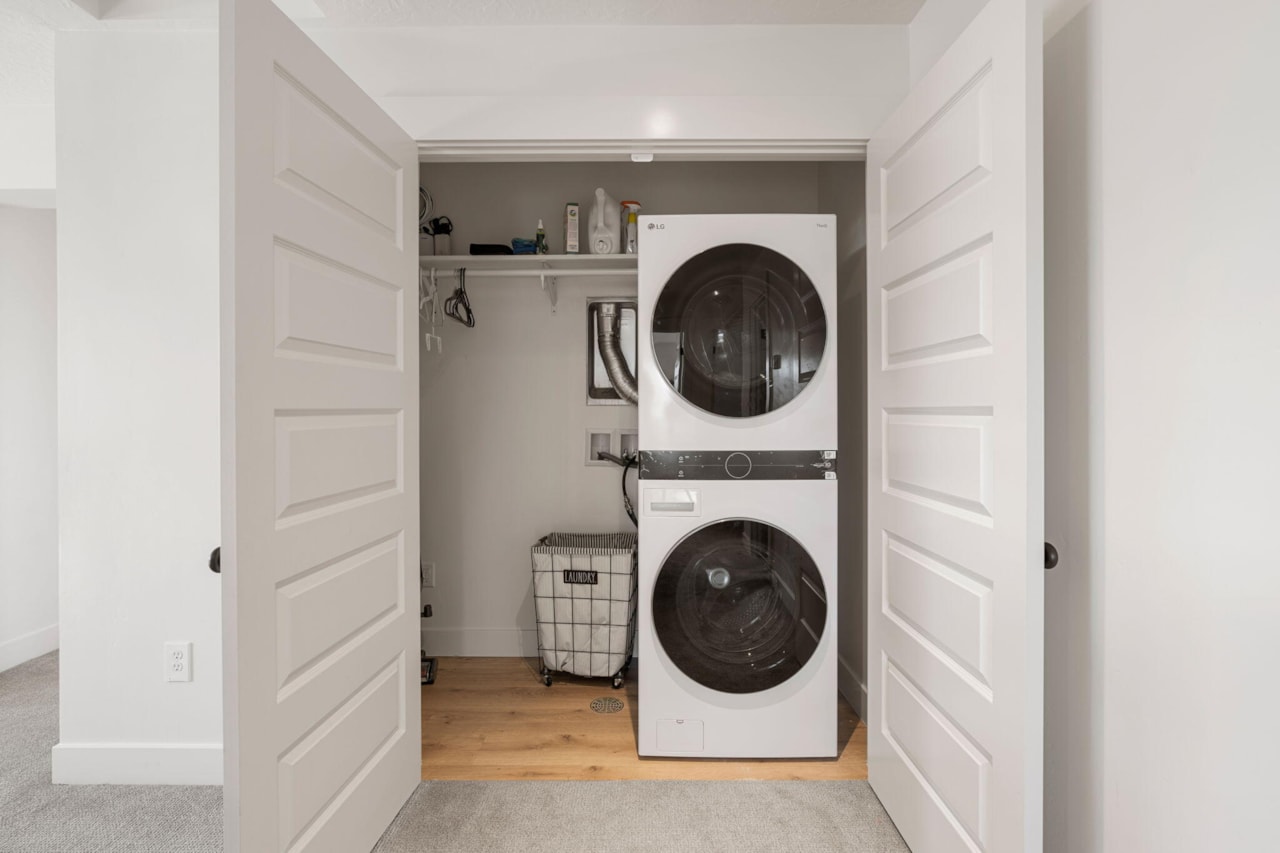 6181 S White Bee CIR St George, UT 84790 home for sale, MLS#25-267172 - Erika Rogers Photo 60