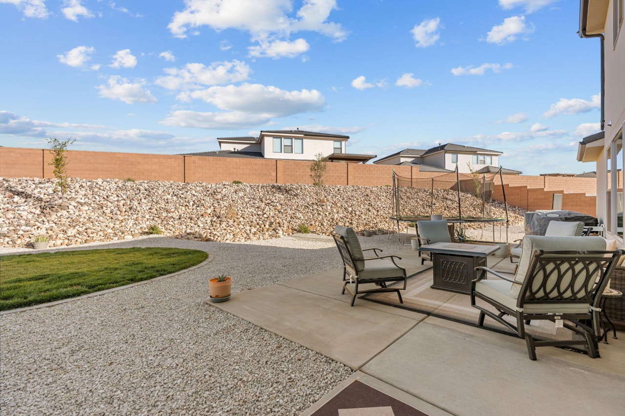 6181 S White Bee CIR St George, UT 84790 home for sale, MLS#25-267172 - Erika Rogers Photo 65