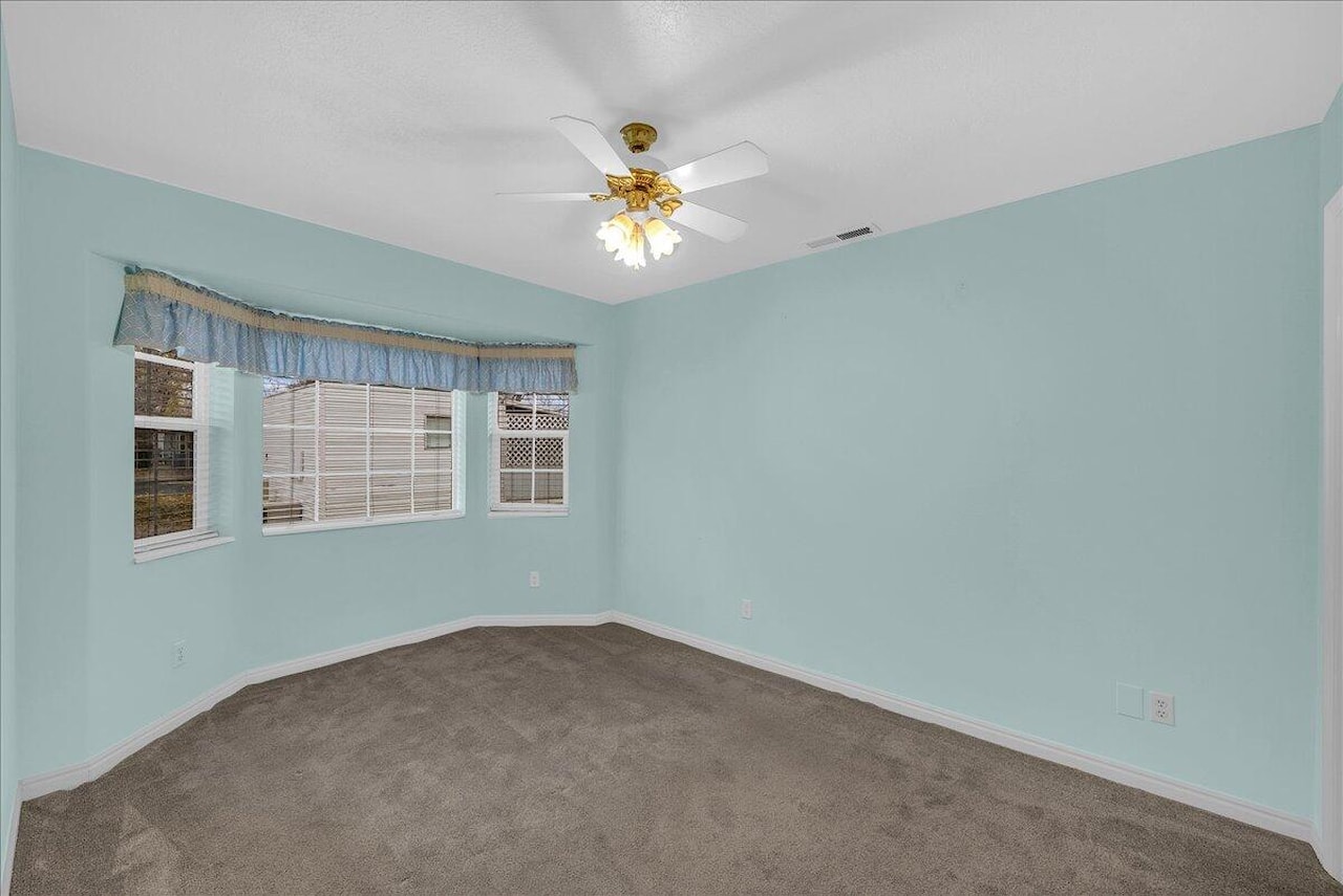 180 N 1100 E #190 Washington, UT 84780 home for sale, MLS#25-267625 - Erika Rogers Photo 9