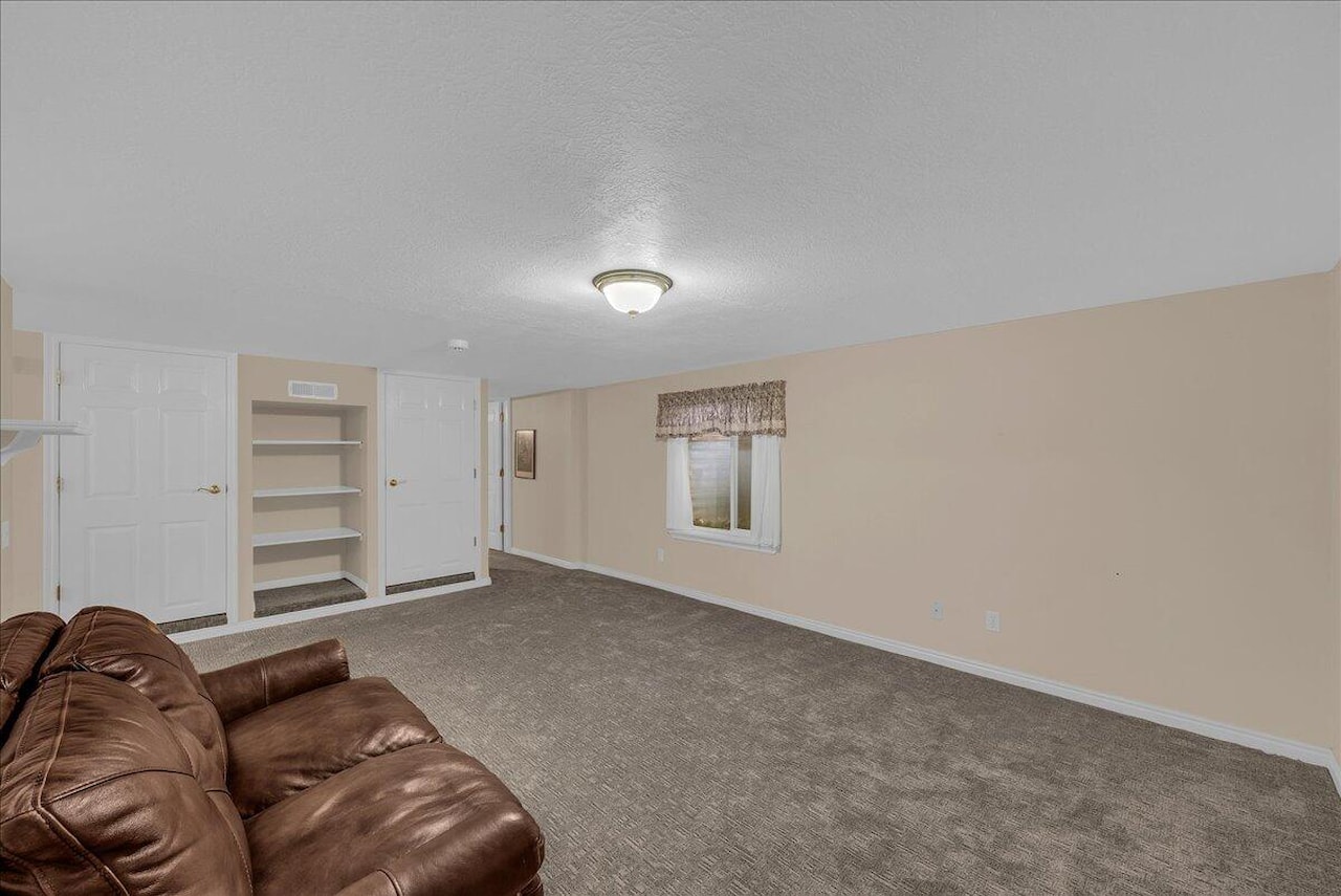 180 N 1100 E #190 Washington, UT 84780 home for sale, MLS#25-267625 - Erika Rogers Photo 23