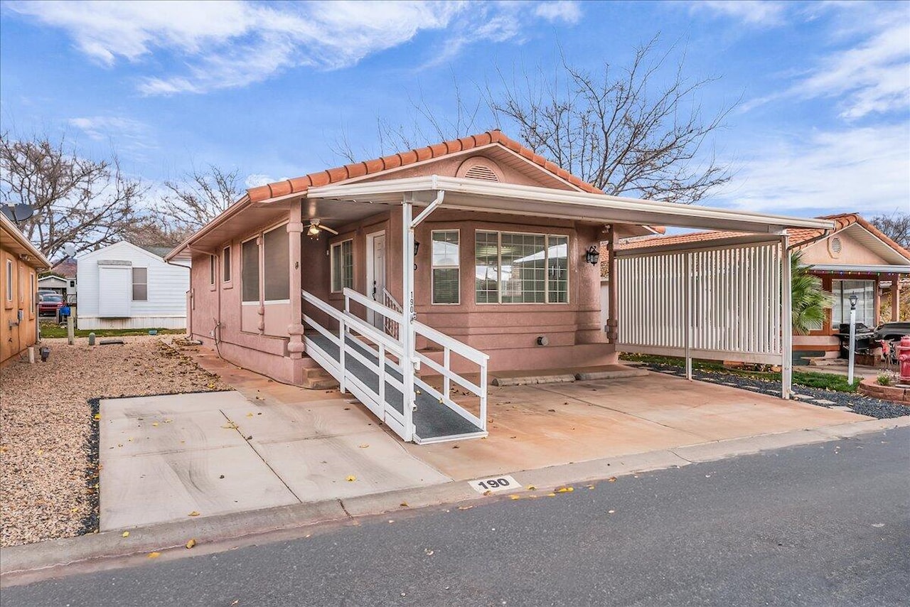 180 N 1100 E #190 Washington, UT 84780 home for sale, MLS#25-267625 - Erika Rogers Photo 28