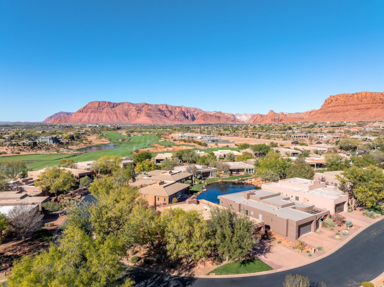 2255 N Tuweap #54 St George, UT 84770 home for sale, MLS#25-267112 - Erika Rogers Photo 3