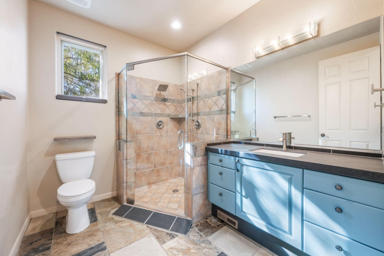 2255 N Tuweap #54 St George, UT 84770 home for sale, MLS#25-267112 - Erika Rogers Photo 27