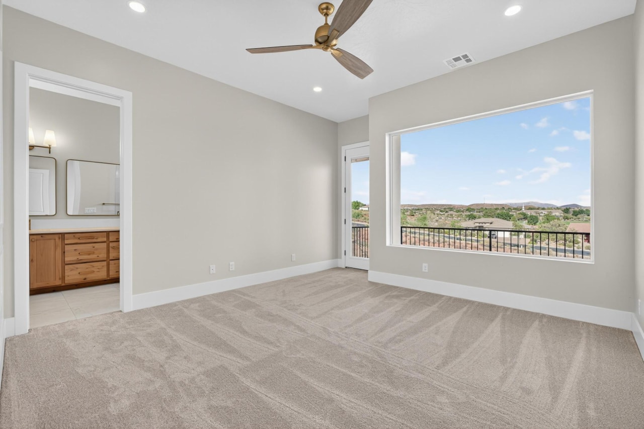 1886 N Chapman Drive Washington, UT 84780 home for sale, MLS#25-264018 - Erika Rogers Photo 27