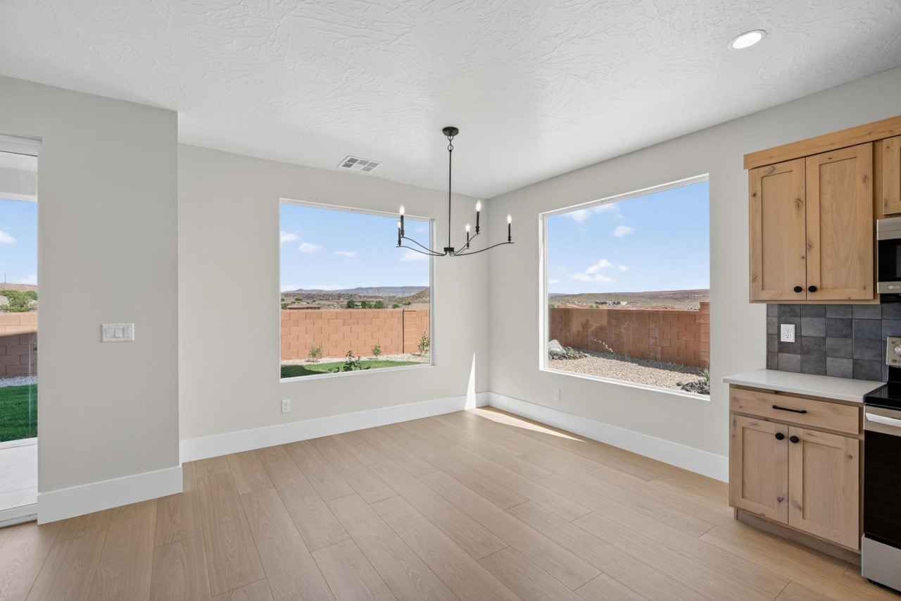 1886 N Chapman Drive Washington, UT 84780 home for sale, MLS#25-264018 - Erika Rogers Photo 45