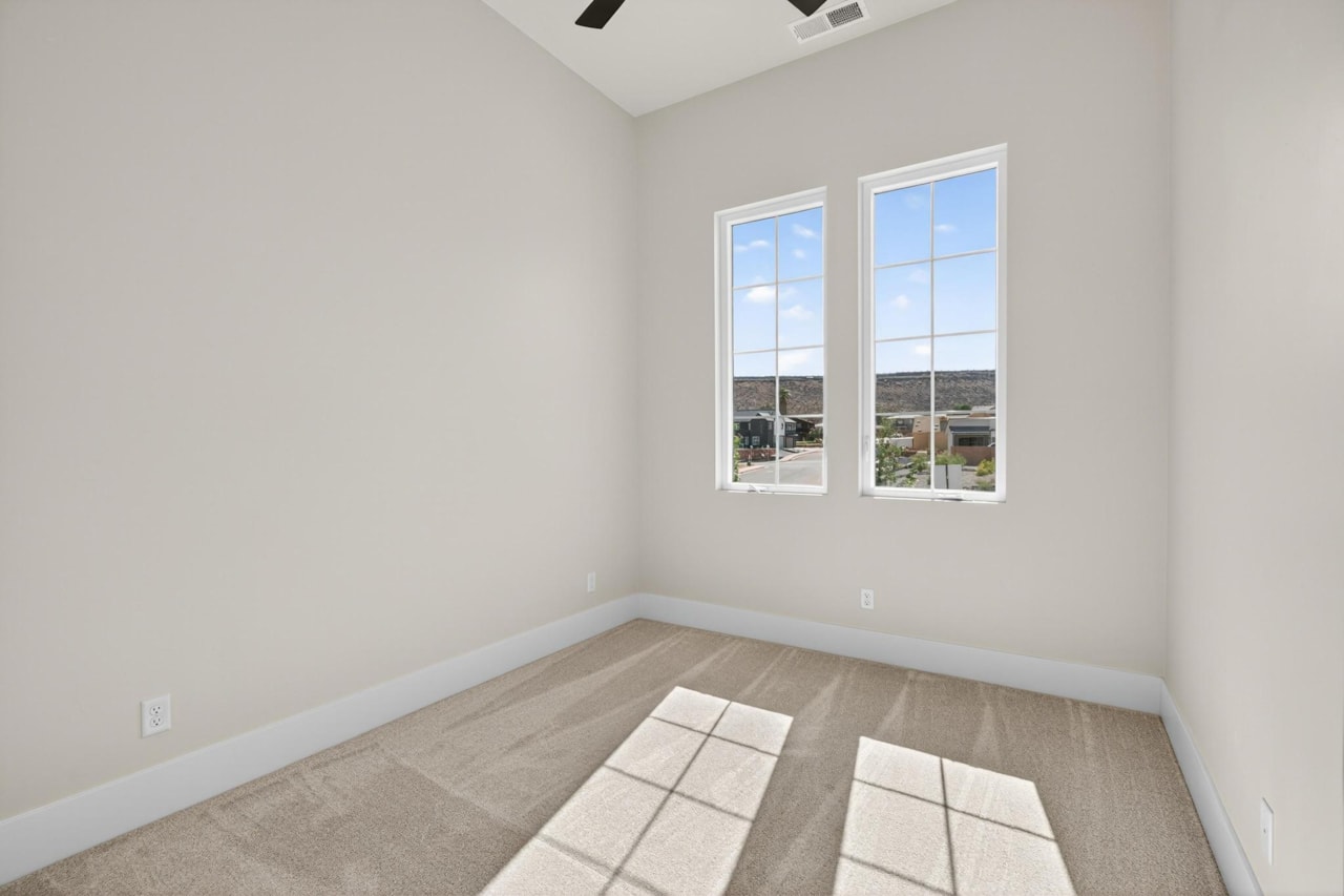 1886 N Chapman Drive Washington, UT 84780 home for sale, MLS#25-264018 - Erika Rogers Photo 53