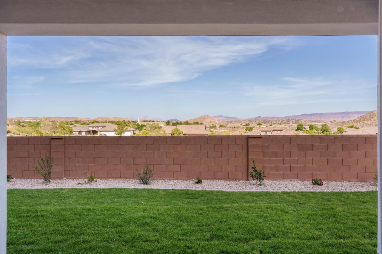 1886 N Chapman Drive Washington, UT 84780 home for sale, MLS#25-264018 - Erika Rogers Photo 62