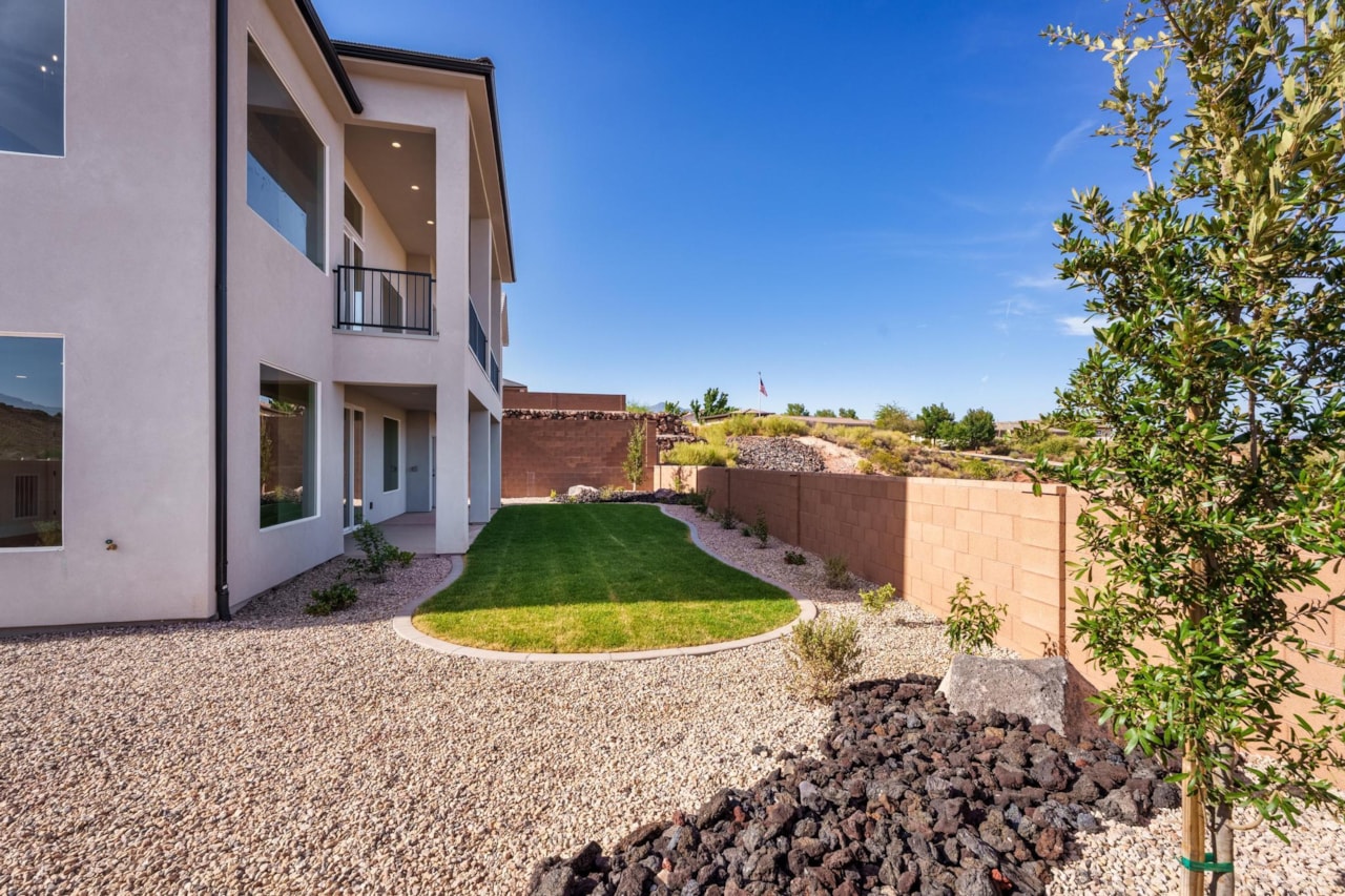 1886 N Chapman Drive Washington, UT 84780 home for sale, MLS#25-264018 - Erika Rogers Photo 64