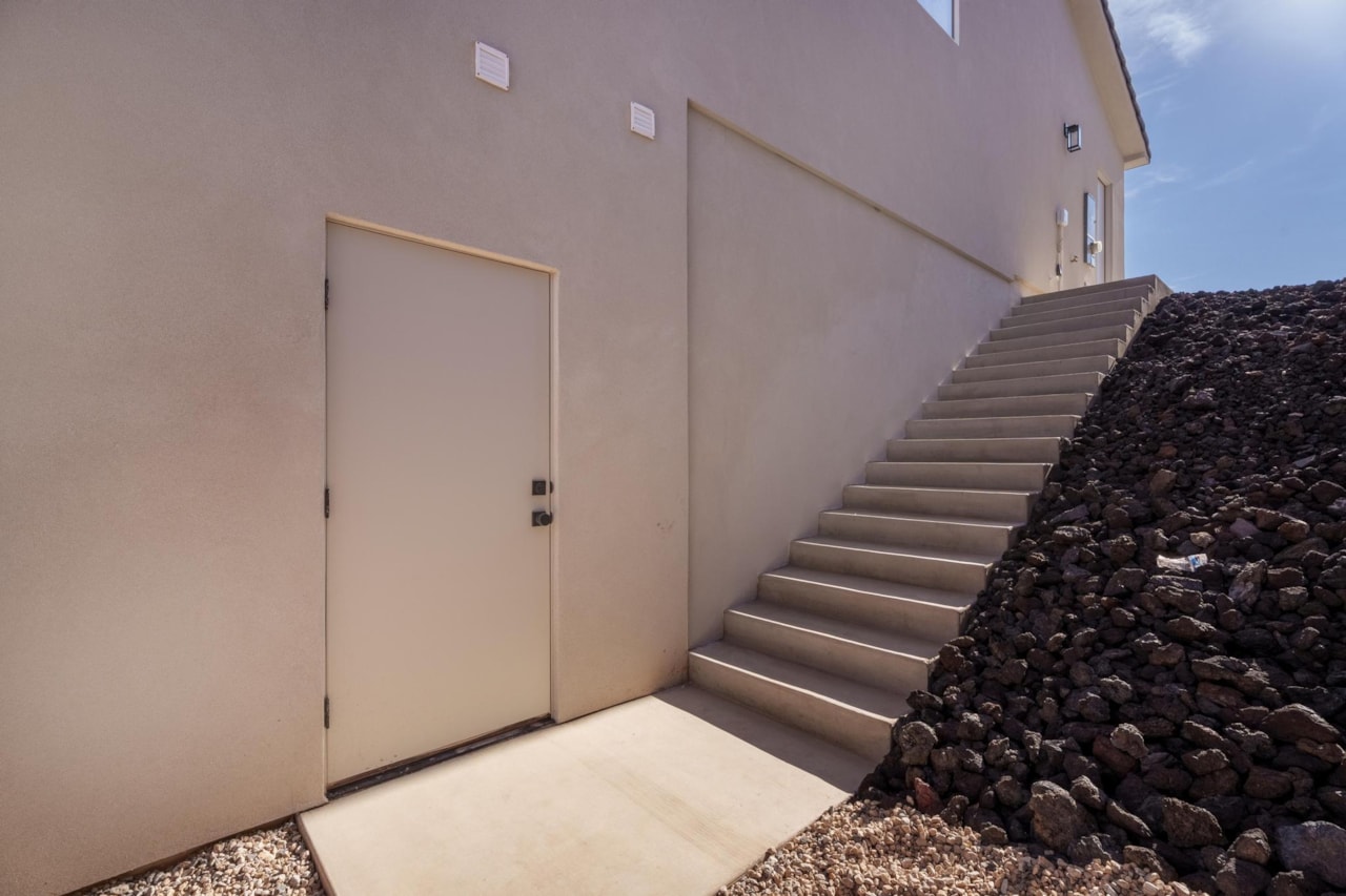 1886 N Chapman Drive Washington, UT 84780 home for sale, MLS#25-264018 - Erika Rogers Photo 65