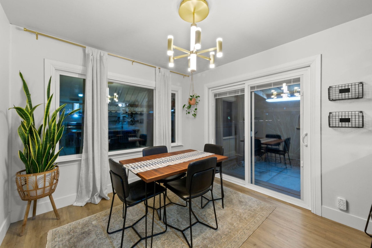 295 S 200 E St George, UT 84770 home for sale, MLS#25-267626 - Erika Rogers Photo 9