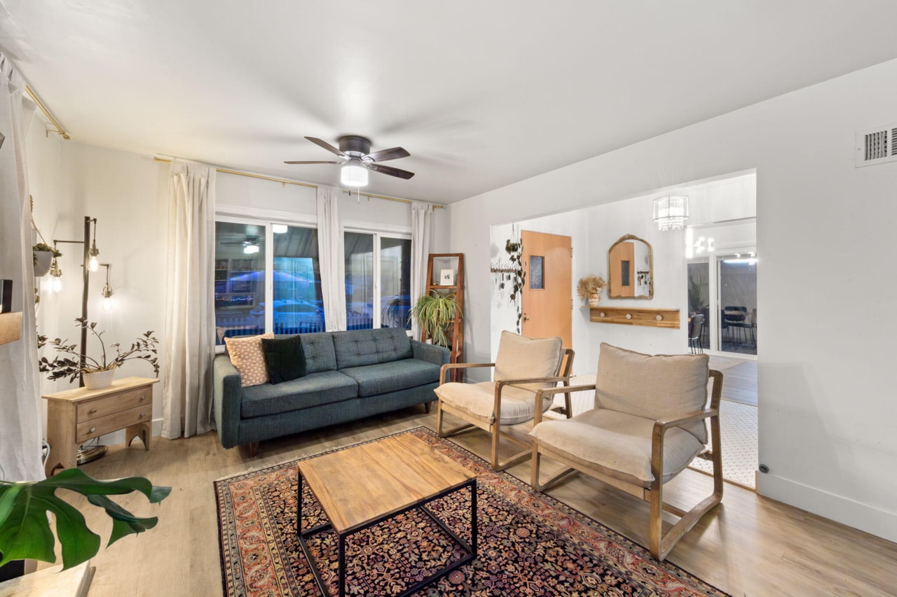 295 S 200 E St George, UT 84770 home for sale, MLS#25-267626 - Erika Rogers Photo 11