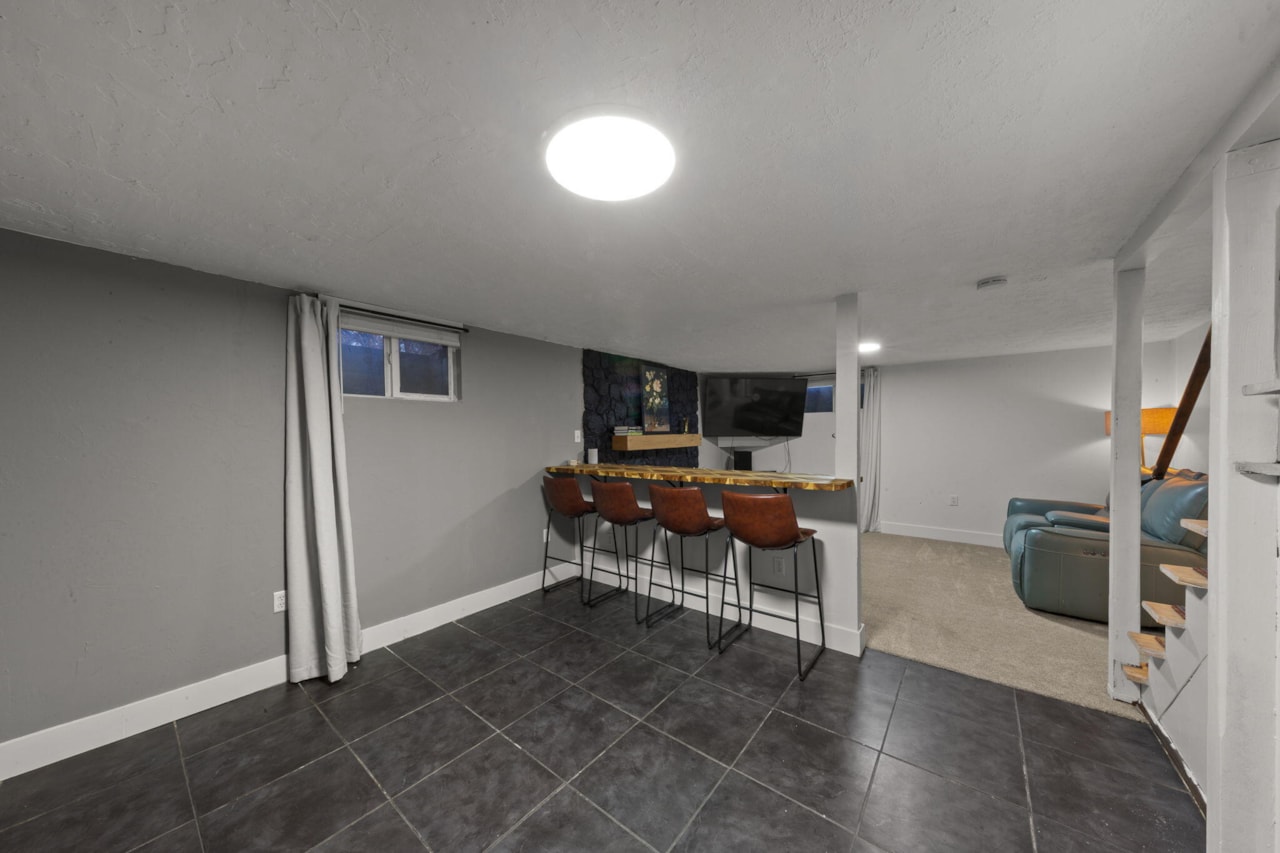 295 S 200 E St George, UT 84770 home for sale, MLS#25-267626 - Erika Rogers Photo 19