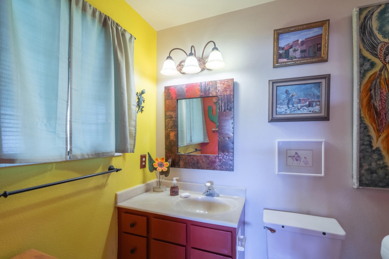 1411 W Hopi CIR St George, UT 84790 home for sale, MLS#25-267628 - Erika Rogers Photo 40