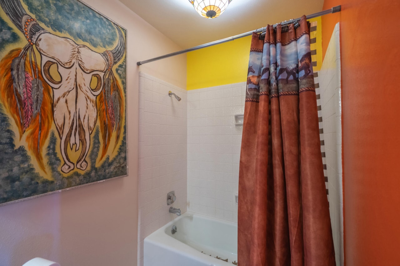 1411 W Hopi CIR St George, UT 84790 home for sale, MLS#25-267628 - Erika Rogers Photo 41