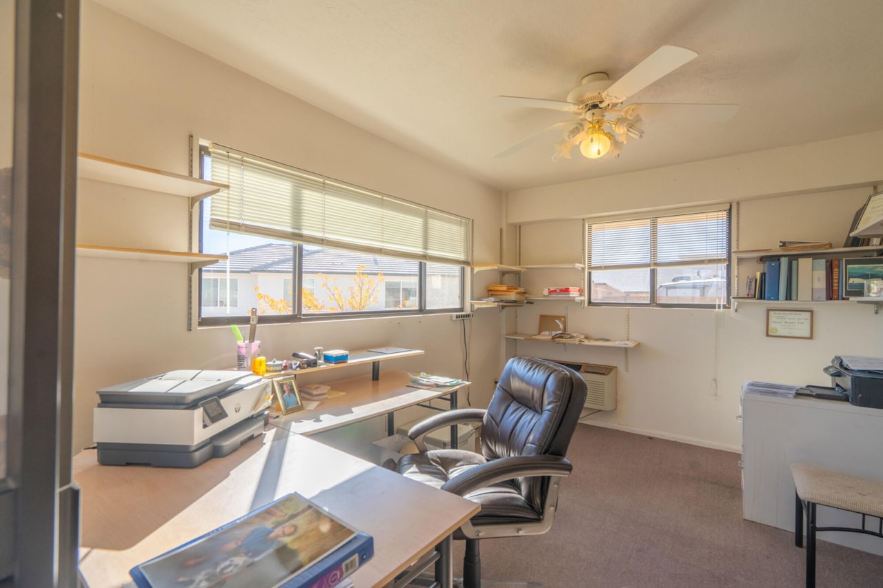 1411 W Hopi CIR St George, UT 84790 home for sale, MLS#25-267628 - Erika Rogers Photo 44