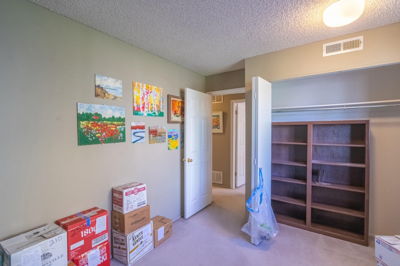 1411 W Hopi CIR St George, UT 84790 home for sale, MLS#25-267628 - Erika Rogers Photo 57