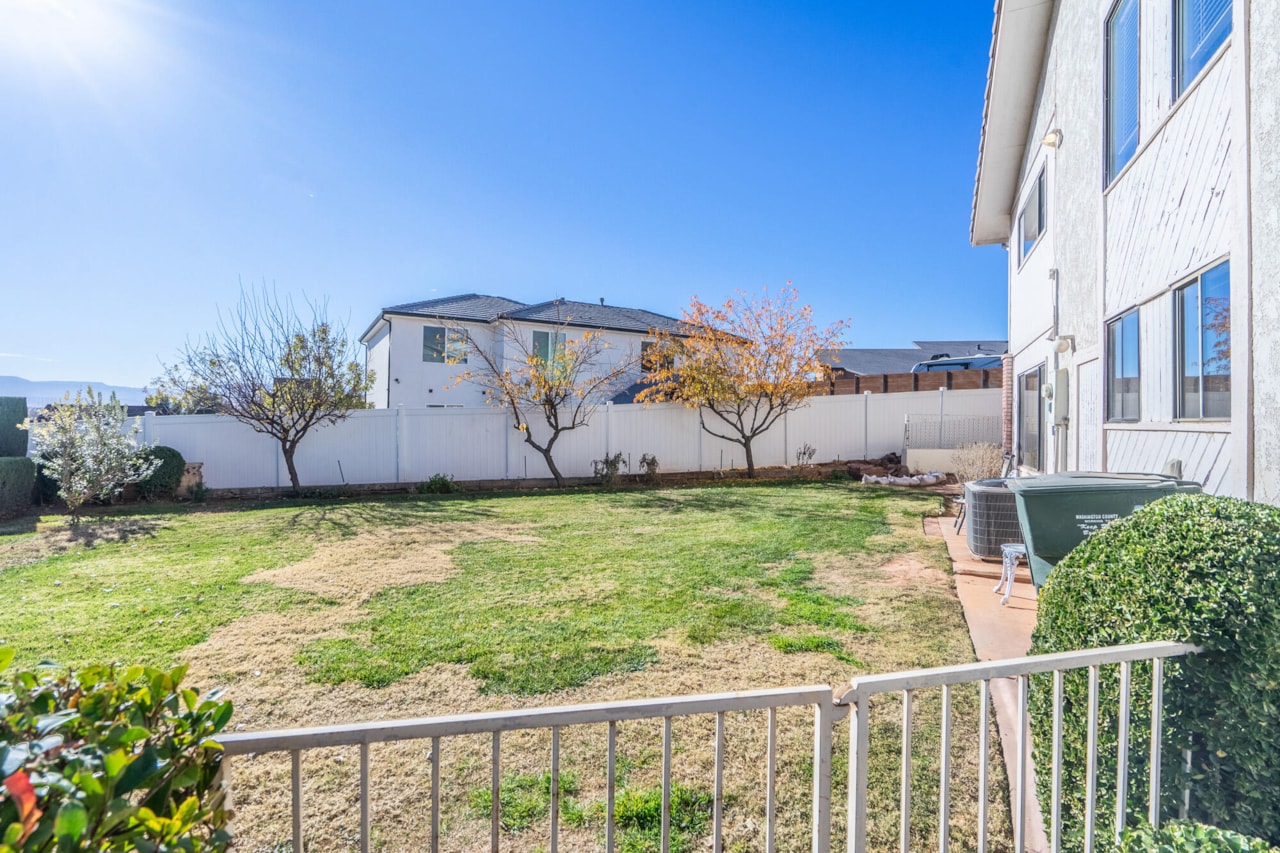 1411 W Hopi CIR St George, UT 84790 home for sale, MLS#25-267628 - Erika Rogers Photo 83