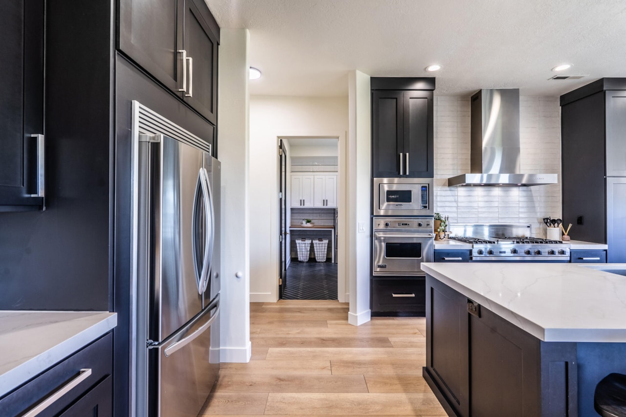 1550 N Parkstone RD W Washington, UT 84780 home for sale, MLS#25-259082 - Erika Rogers Photo 16