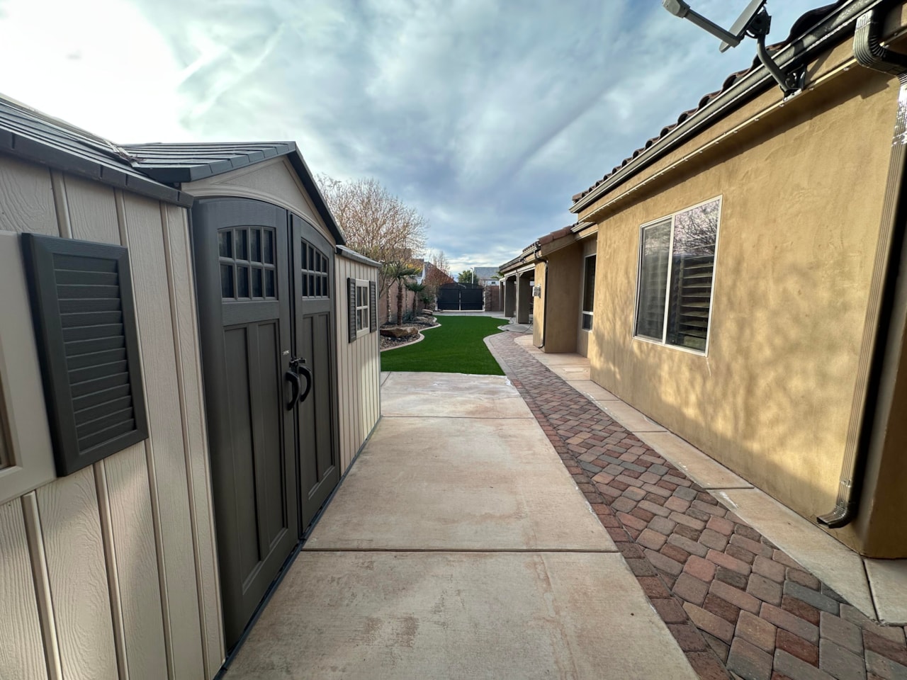 2804 E 1190 S ST St George, UT 84790 home for sale, MLS#25-267623 - Erika Rogers Photo 36