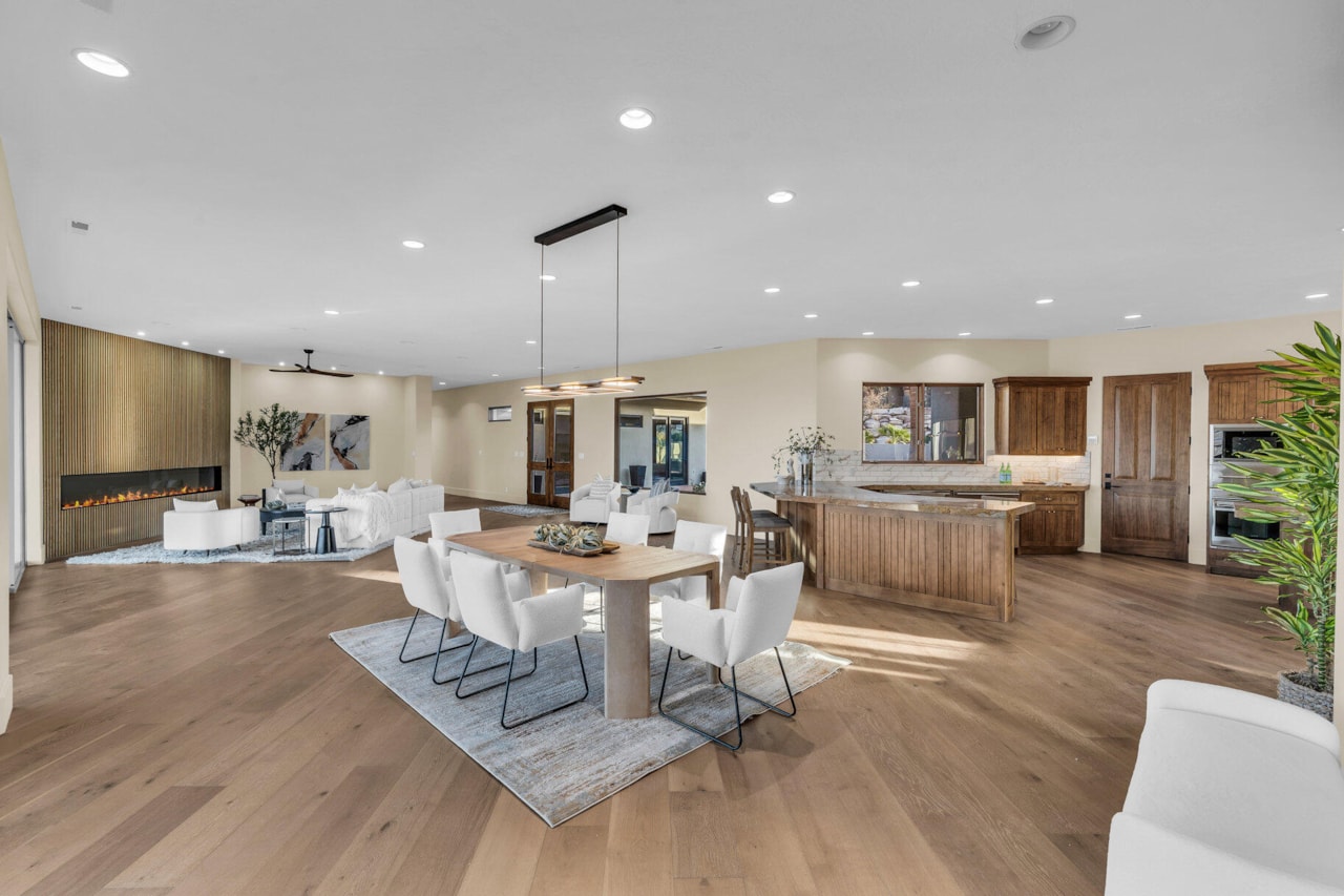 2031 E Cliff Point DR St George, UT 84790 home for sale, MLS#25-259449 - Erika Rogers Photo 28