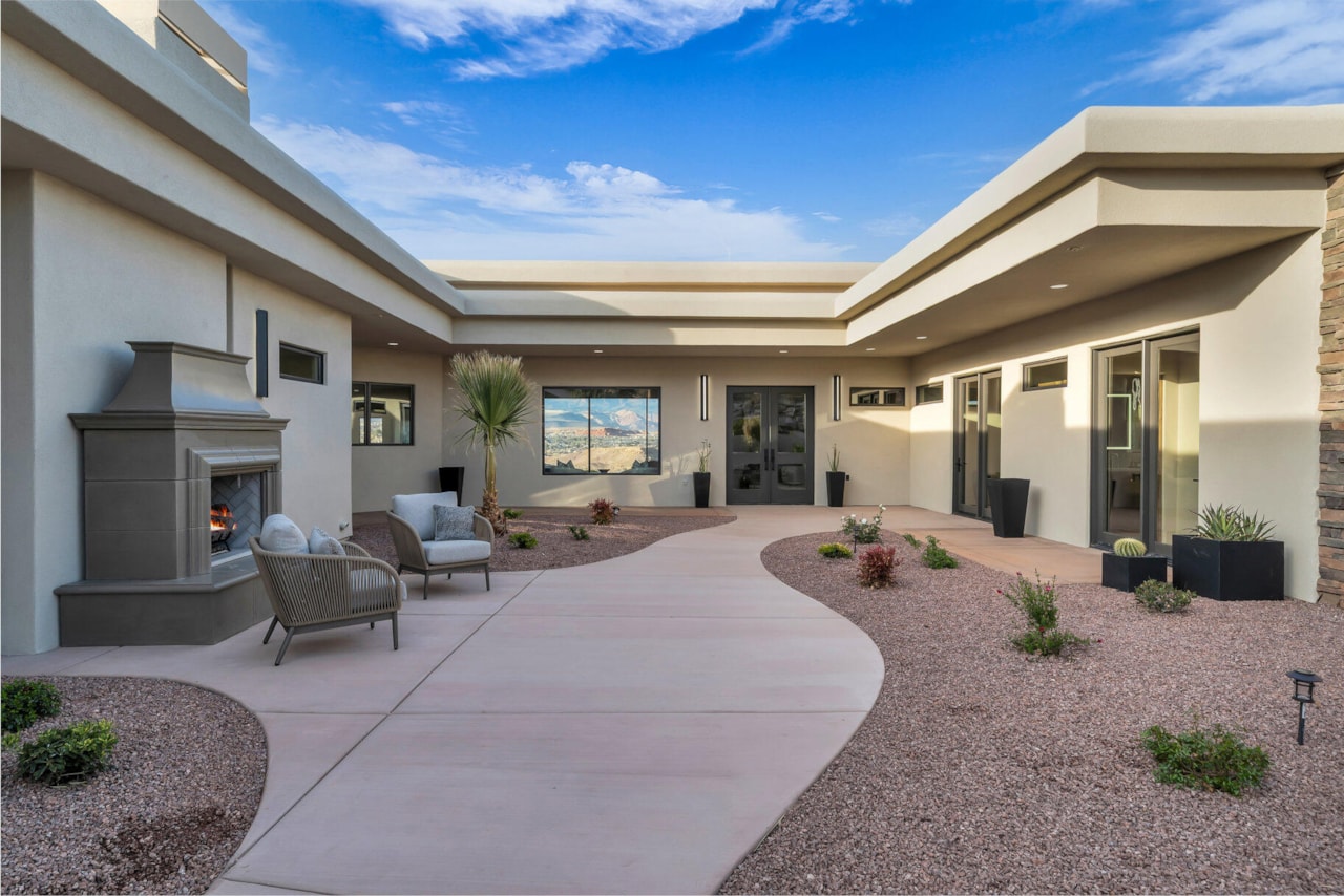 2031 E Cliff Point DR St George, UT 84790 home for sale, MLS#25-259449 - Erika Rogers Photo 45