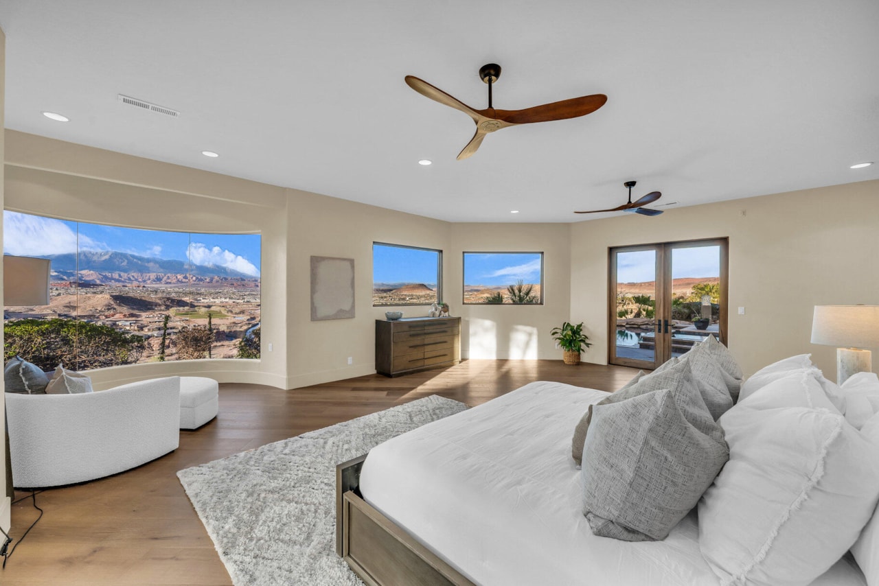 2031 E Cliff Point DR St George, UT 84790 home for sale, MLS#25-259449 - Erika Rogers Photo 8