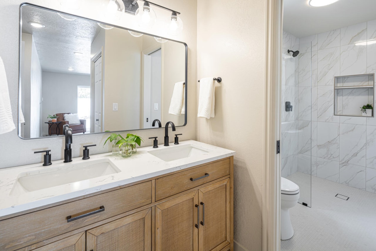 3273 S Bloomington DR W St George, UT 84790 home for sale, MLS#25-267635 - Erika Rogers Photo 11