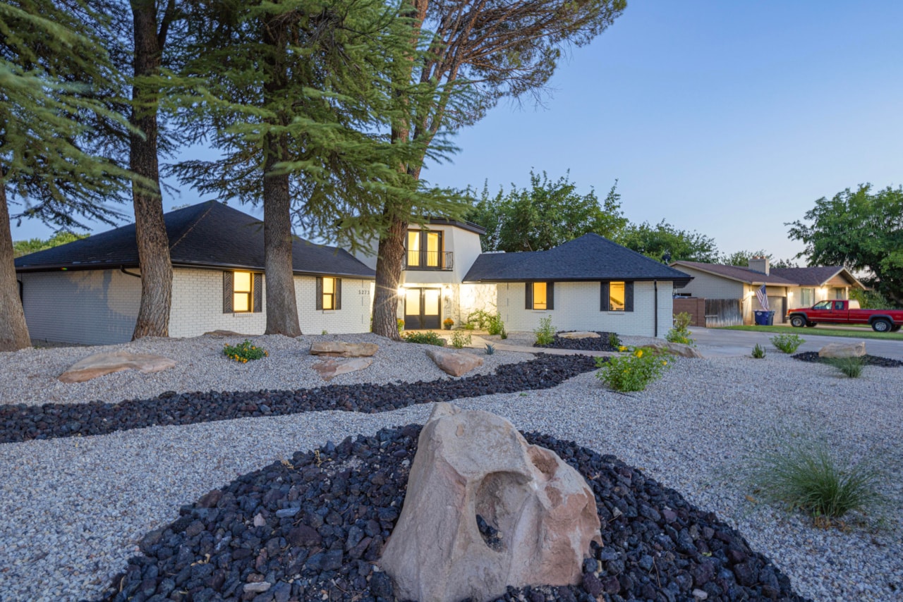 3273 S Bloomington DR W St George, UT 84790 home for sale, MLS#25-267635 - Erika Rogers Photo 24