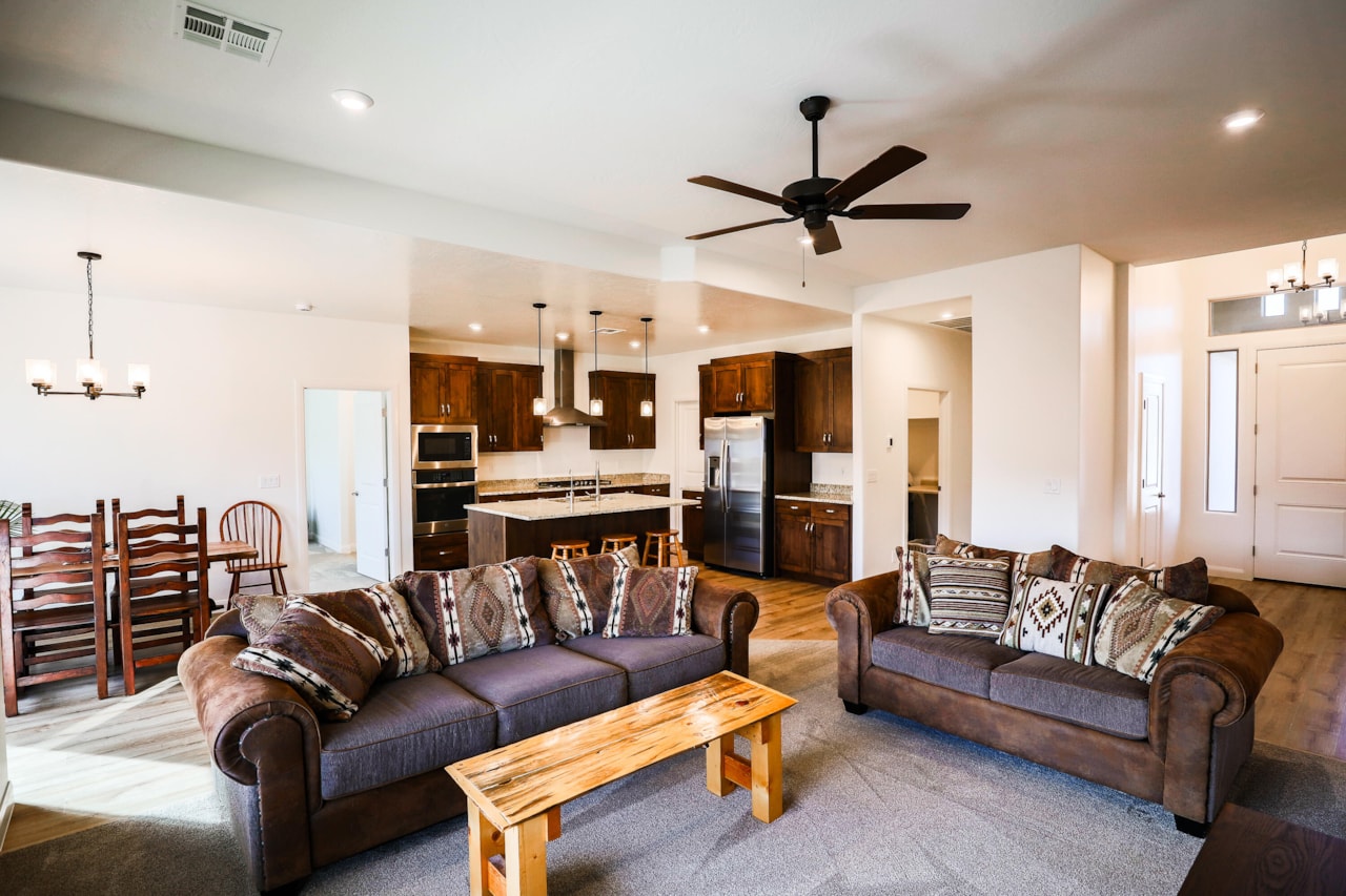 2767 W Vico Way St George, UT 84770 home for sale, MLS#25-267632 - Erika Rogers Photo 8