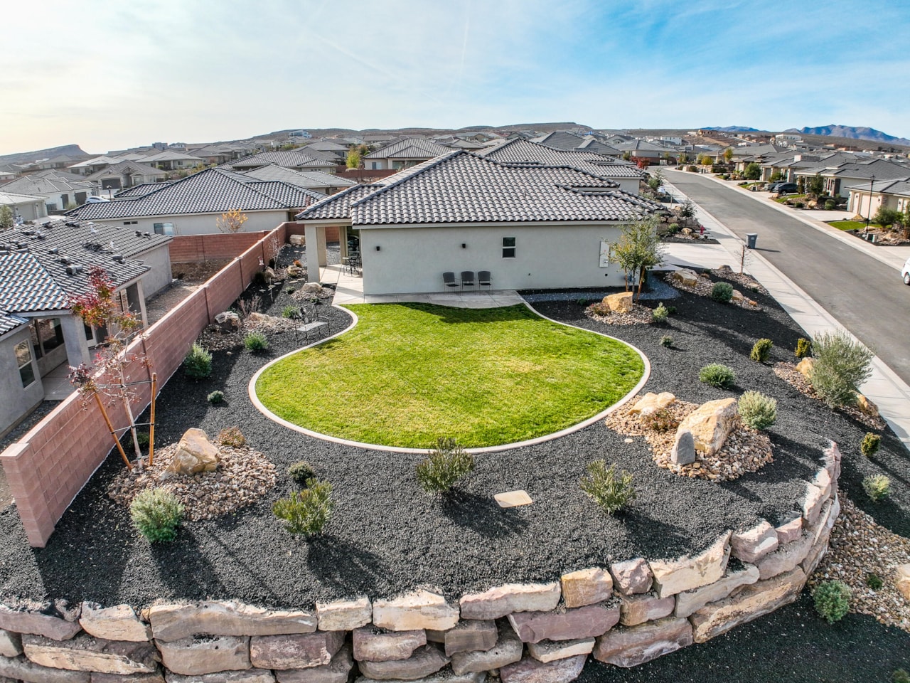 2767 W Vico Way St George, UT 84770 home for sale, MLS#25-267632 - Erika Rogers Photo 23