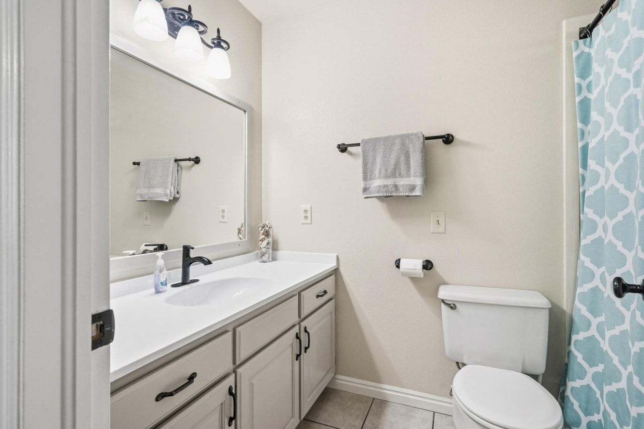 2140 E 620  N St George, UT 84790 home for sale, MLS#25-266836 - Erika Rogers Photo 23