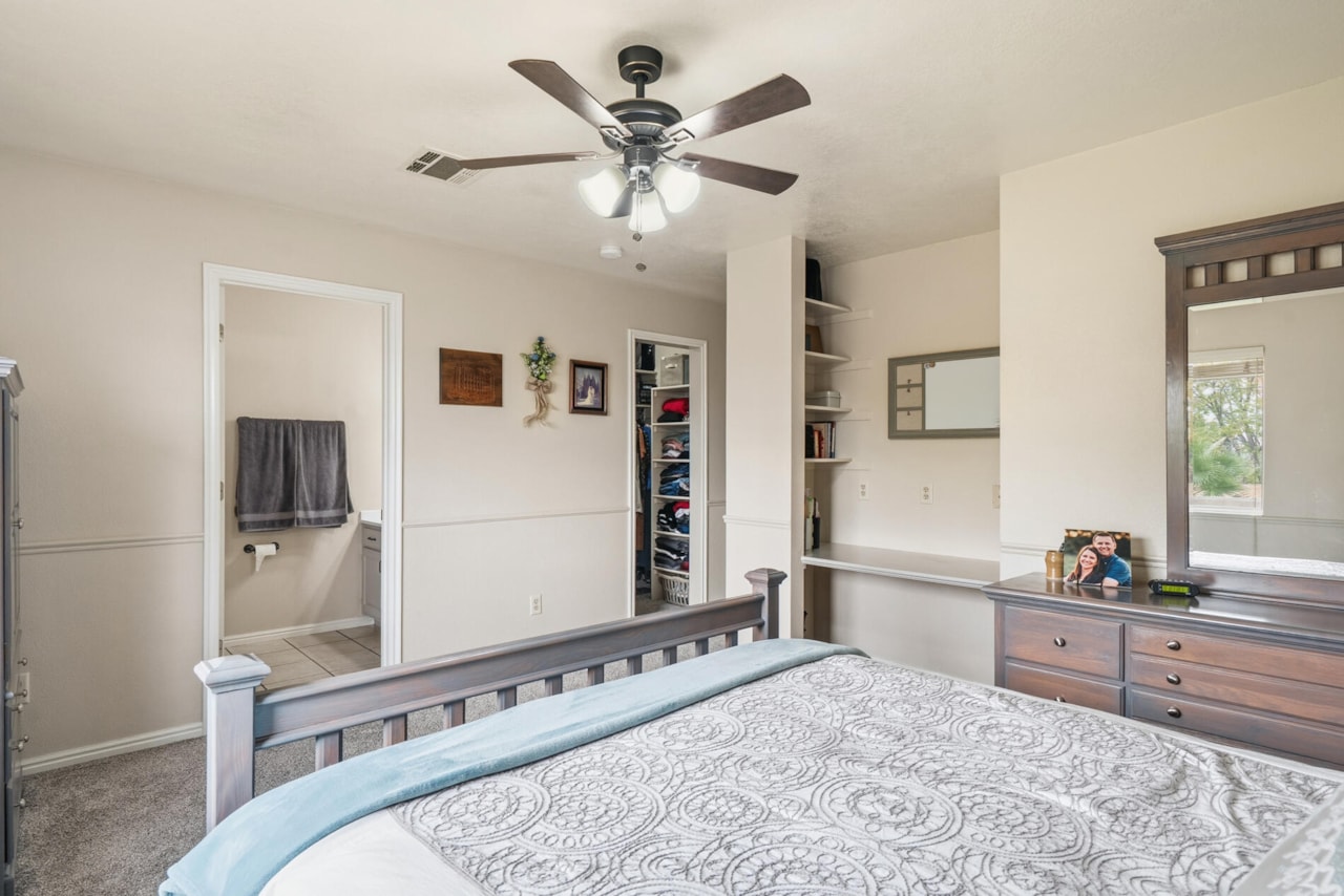 2140 E 620  N St George, UT 84790 home for sale, MLS#25-266836 - Erika Rogers Photo 17