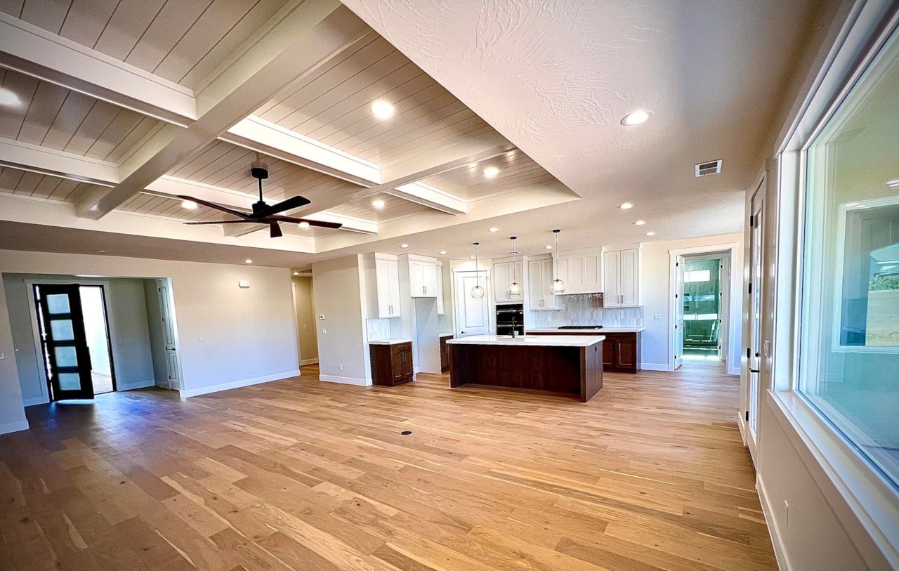 4888 S Homestead Way Washington, UT 84780 home for sale, MLS#25-267458 - Erika Rogers Photo 4