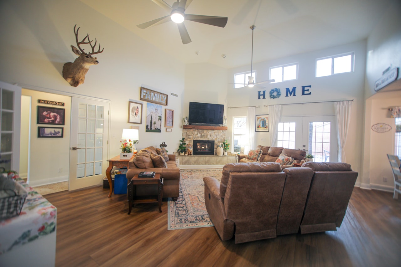 670 E 900  S St George, UT 84790 home for sale, MLS#25-267631 - Erika Rogers Photo 18