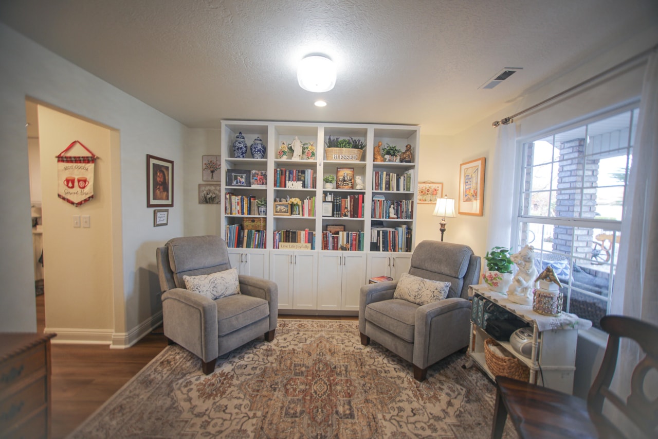 670 E 900  S St George, UT 84790 home for sale, MLS#25-267631 - Erika Rogers Photo 21