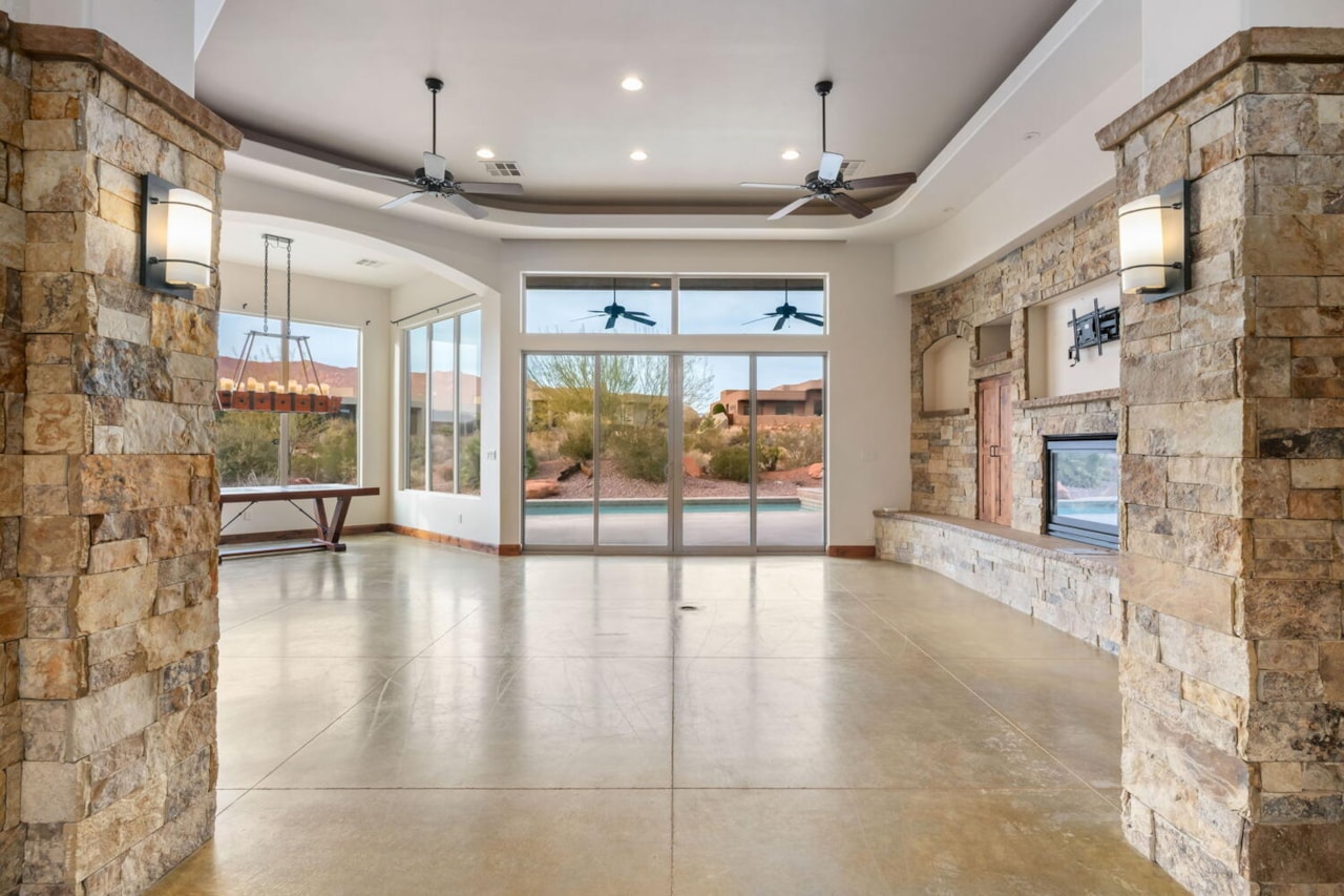 3052 N Snow Canyon Parkway #205 St George, UT 84770 home for sale, MLS#25-267642 - Erika Rogers Photo 5