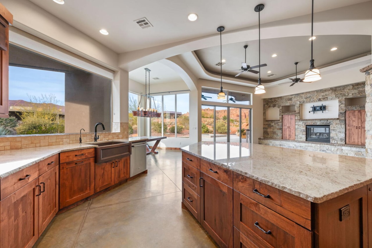 3052 N Snow Canyon Parkway #205 St George, UT 84770 home for sale, MLS#25-267642 - Erika Rogers Photo 11